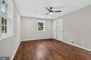6536 Oakwood Dr, Falls Church, VA 22041 - Photo 22