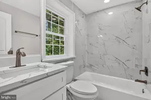 6536 Oakwood Dr, Falls Church, VA 22041 - Photo 20