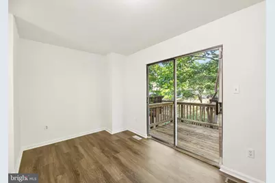 6866 Chasewood Circle, Centreville, VA 20121 - Photo 2