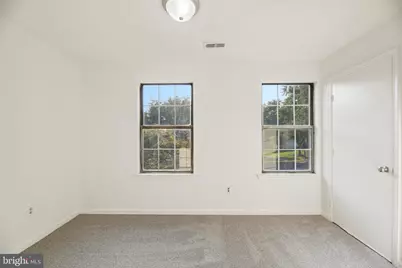 6866 Chasewood Circle, Centreville, VA 20121 - Photo 26