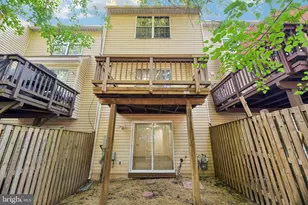 6866 Chasewood Cir, Centreville, VA 20121 - Photo 28