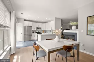 12440 Liberty Bridge Rd, Fairfax, VA 22033 - Photo 20