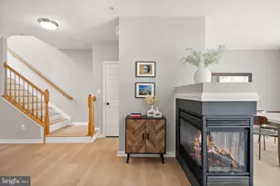 12440 Liberty Bridge Rd, Fairfax, VA 22033 - Photo 14
