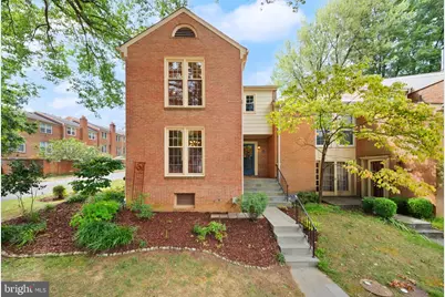 2024 Highboro Way, Falls Church, VA 22043 - Photo 2