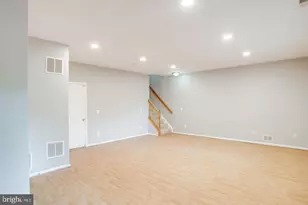 12476 Casbeer Dr, Fairfax, VA 22033 - Photo 32