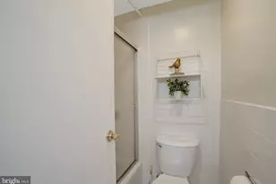 3705 S George Mason Dr, Falls Church, VA 22041 - Photo 18