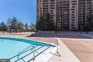 3705 S George Mason Dr, Falls Church, VA 22041 - Photo 4