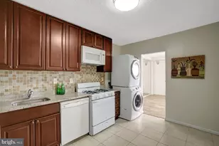 3705 S George Mason Dr, Falls Church, VA 22041 - Photo 6