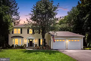 10855 Weisiger Ln, Oakton, VA 22124 - Photo 1