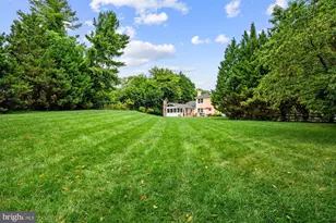 10855 Weisiger Ln, Oakton, VA 22124 - Photo 86
