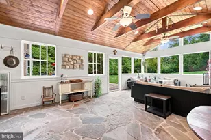 10855 Weisiger Ln, Oakton, VA 22124 - Photo 72