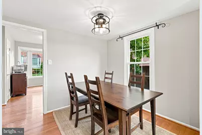 558 Windover Avenue NW, Vienna, VA 22180 - Photo 12