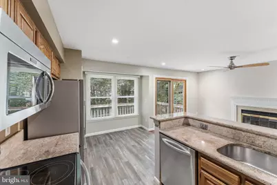1431 Newport Springs Court, Reston, VA 20194 - Photo 10