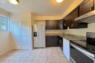 4675 Logsdon Dr, Annandale, VA 22003 - Photo 6