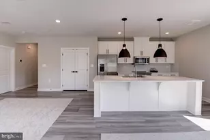 12875 Mosaic Pk Wy, Herndon, VA 20171 - Photo 6
