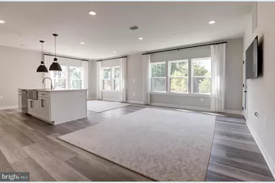 12875 Mosaic Park Way, Herndon, VA 20171 - Photo 2