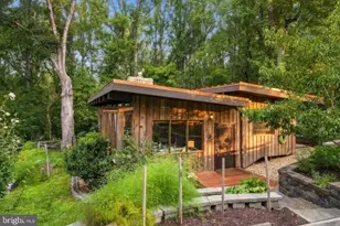 7221 Clifton Rd, Clifton, VA 20124 - Photo 2