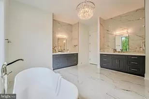 1434 Waggaman Cir, McLean, VA 22101 - Photo 48