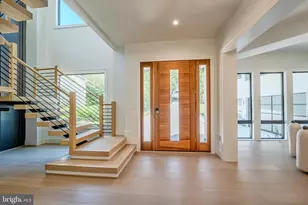 1434 Waggaman Cir, McLean, VA 22101 - Photo 6