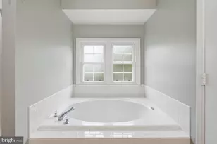 7035 Kings Manor Dr, Alexandria, VA 22315 - Photo 38