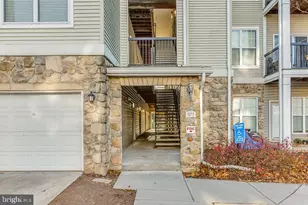 5172 William Colin Ct, Centreville, VA 20120 - Photo 2