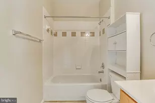 5172 William Colin Ct, Centreville, VA 20120 - Photo 18