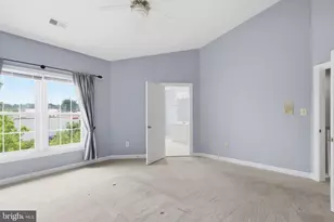 6323 Barcroft Mews Dr, Falls Church, VA 22041 - Photo 18