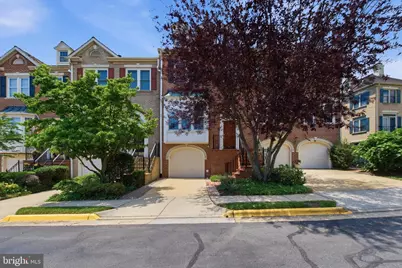 6323 Barcroft Mews Drive, Falls Church, VA 22041 - Photo 2