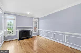 6323 Barcroft Mews Dr, Falls Church, VA 22041 - Photo 36
