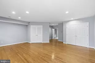 6323 Barcroft Mews Dr, Falls Church, VA 22041 - Photo 26
