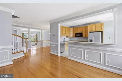 6323 Barcroft Mews Drive, Falls Church, VA 22041 - Photo 4