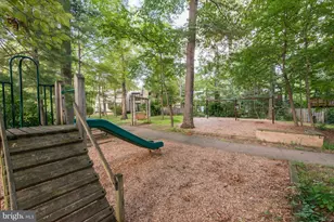 1502 Farsta Ct, Reston, VA 20190 - Photo 30