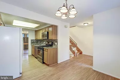 1502 Farsta Court, Reston, VA 20190 - Photo 4