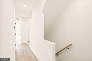 7381 Old Airfield Ln, Falls Church, VA 22042 - Photo 20