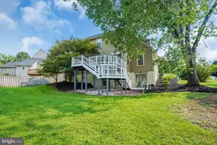 3251 Kinross Cir, Herndon, VA 20171 - Photo 6