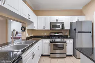 12909 Centre Park Cir, Herndon, VA 20171 - Photo 4