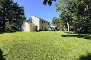 10802 Hunt Club Rd, Reston, VA 20190 - Photo 38