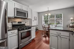 5960 O'Hara Landing Ct, Burke, VA 22015 - Photo 16