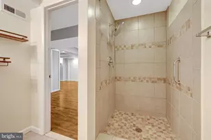8995 Parliament Dr, Burke, VA 22015 - Photo 50