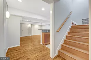 8995 Parliament Dr, Burke, VA 22015 - Photo 42