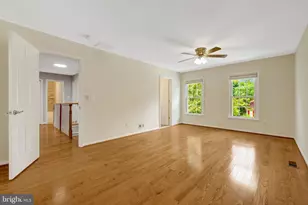 8995 Parliament Dr, Burke, VA 22015 - Photo 28