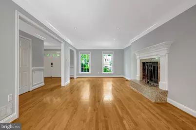 8995 Parliament Drive, Burke, VA 22015 - Photo 12
