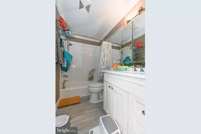 7377 Montcalm Drive, McLean, VA 22102 - Photo 24