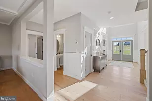 9435 Old Courthouse Rd, Vienna, VA 22182 - Photo 6