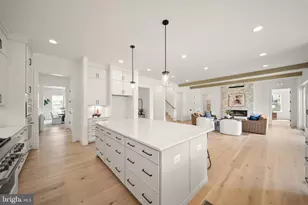 9437 Old Courthouse Rd, Vienna, VA 22182 - Photo 24