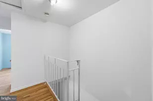 7039 Bradwood Ct, Springfield, VA 22151 - Photo 32