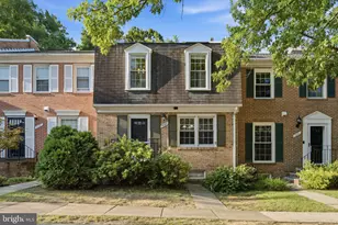 7039 Bradwood Ct, Springfield, VA 22151 - Photo 2