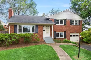 1323 Mayflower Dr, McLean, VA 22101 - Photo 2