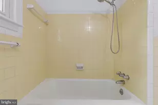 1323 Mayflower Dr, McLean, VA 22101 - Photo 18