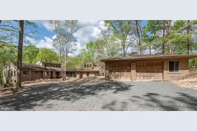 7322 Lackawanna Drive, Springfield, VA 22150 - Photo 2
